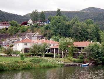 Strandebarm Fjord Hotel 3*
