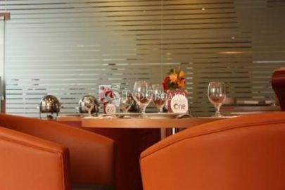 Hotel One Hussain Chowk 3*
