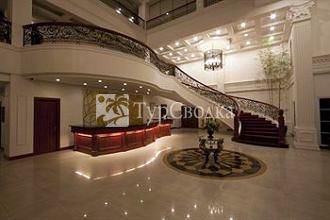 Lewis Grand Hotel 4*