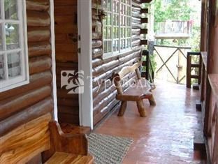 Baguio Western Log Cabin 2*