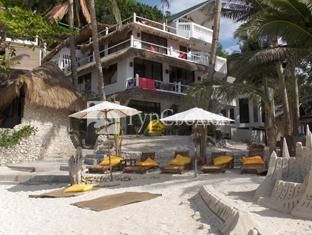 Artista Boutique Boracay Hotel 3*