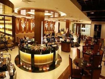 Manila Pavilion Hotel & Casino 4*
