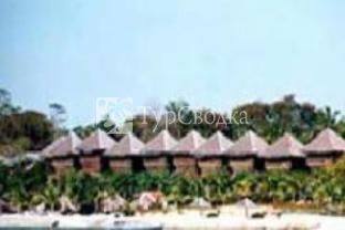 Bohol Tropics Resort 3*