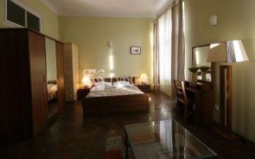 Peregrinus Rooms & Apartments 3*