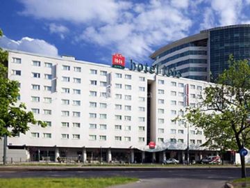 Hotel Ibis Warszawa Centrum 3*