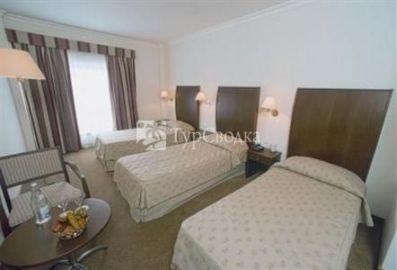 Cinquentenario Hotel 4*