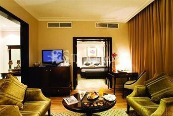 Millennium Hotel Doha 5*