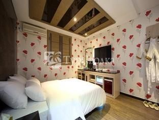 Jasmine Hotel 2*
