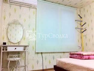 Shinchon Alpha House 1*
