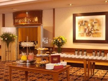 Crowne Plaza Sandton 4*