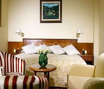 Hotel President Belgrade 5*