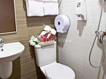 Fragrance Hotel - Royal 2*