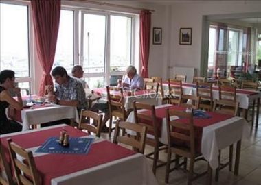 Pension Zlata Noha 3*
