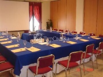 Hotel Oromana Alcala de Guadaira 3*