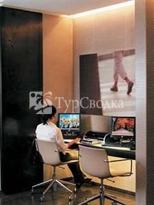 H10 Universitat Hotel 4*