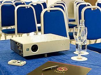 Salles Hotel Ciutat del Prat de Llobregat 4*