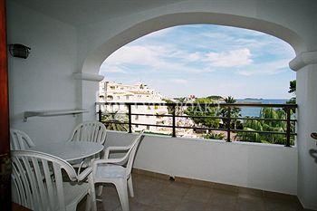 Apartamentos Ros Ibiza 2*