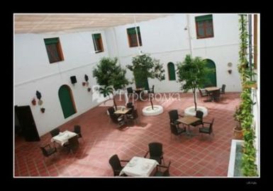 Hotel Caserio de Iznajar 2*