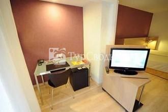 ApartHotel Oroel 4*