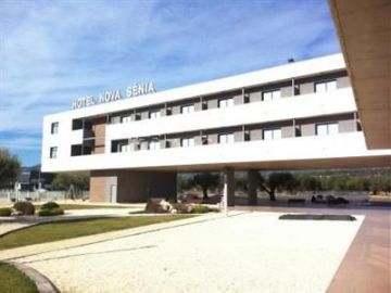 Nova Senia Hotel La Senia 3*