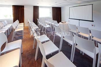UR Palacio Avenida 4*