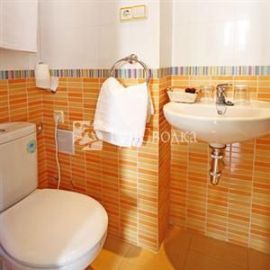 Hostal Alcazar Regis 2*