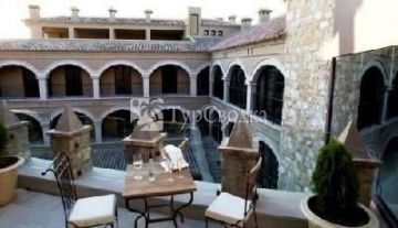 Hotel Palacio de Mengibar 4*