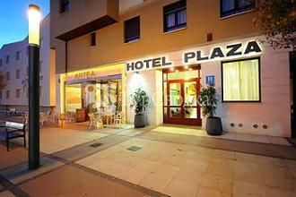 Hotel Pamplona Plaza 2*