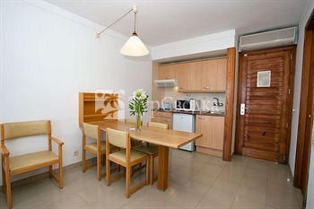 Hobby Club Apartments 3*