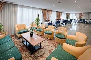 Hotel Gaudi Reus 3*