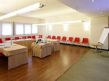 Aparthotel Valles 3*