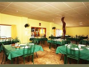 Leopard Den Hotel 2*