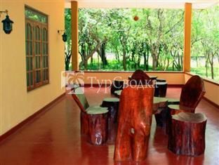 Wadula Hotel & Restaurant 2*
