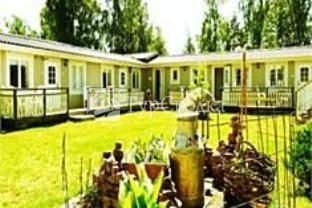 Strandnara Vandrarhem Morbylanga 2*