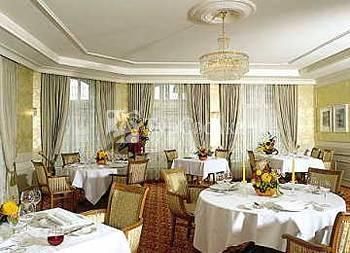 Georges Wenger Restaurant & Hotel Le Noirmont 4*