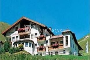 Ferienresidenz Soliva Pension Appartements Samnaun 3*
