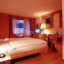 Hotel Chesa Surlej 3*