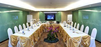 Royal President Bangkok 4*