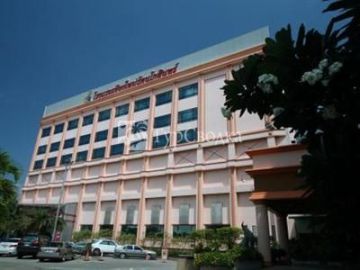 Chiang Mai Ratanakosin Hotel 3*