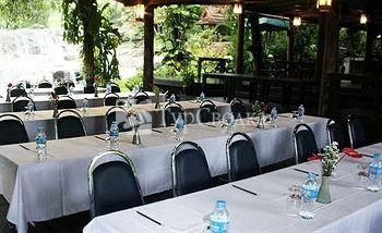 Sukantara Cascade Resort Mae Rim 4*