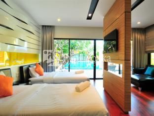 Capstone Resort 3*