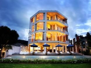 Beachfront Phuket 5*