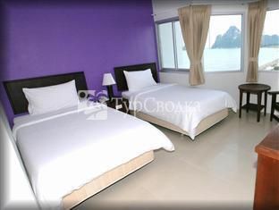 Prachuap Beach Hotel 3*