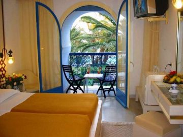 Hotel Les Sirenes Beach 3*