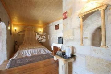 Travel Inn Cave Hotel 4*