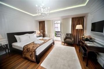Cartoon Residence 4*