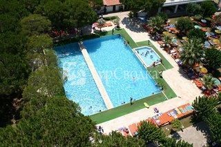 Club Hotel Grand Efe 4*