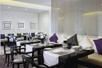 Sofitel Abu Dhabi Corniche 4*