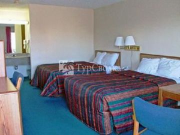 Motel 6 Acworth 2*