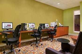 Hilton Orlando Altamonte Springs 3*